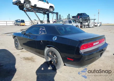 2013 Dodge Challenger Sxt z USA, uszkodzony, nr VIN 2C3CDYAG1DH670934